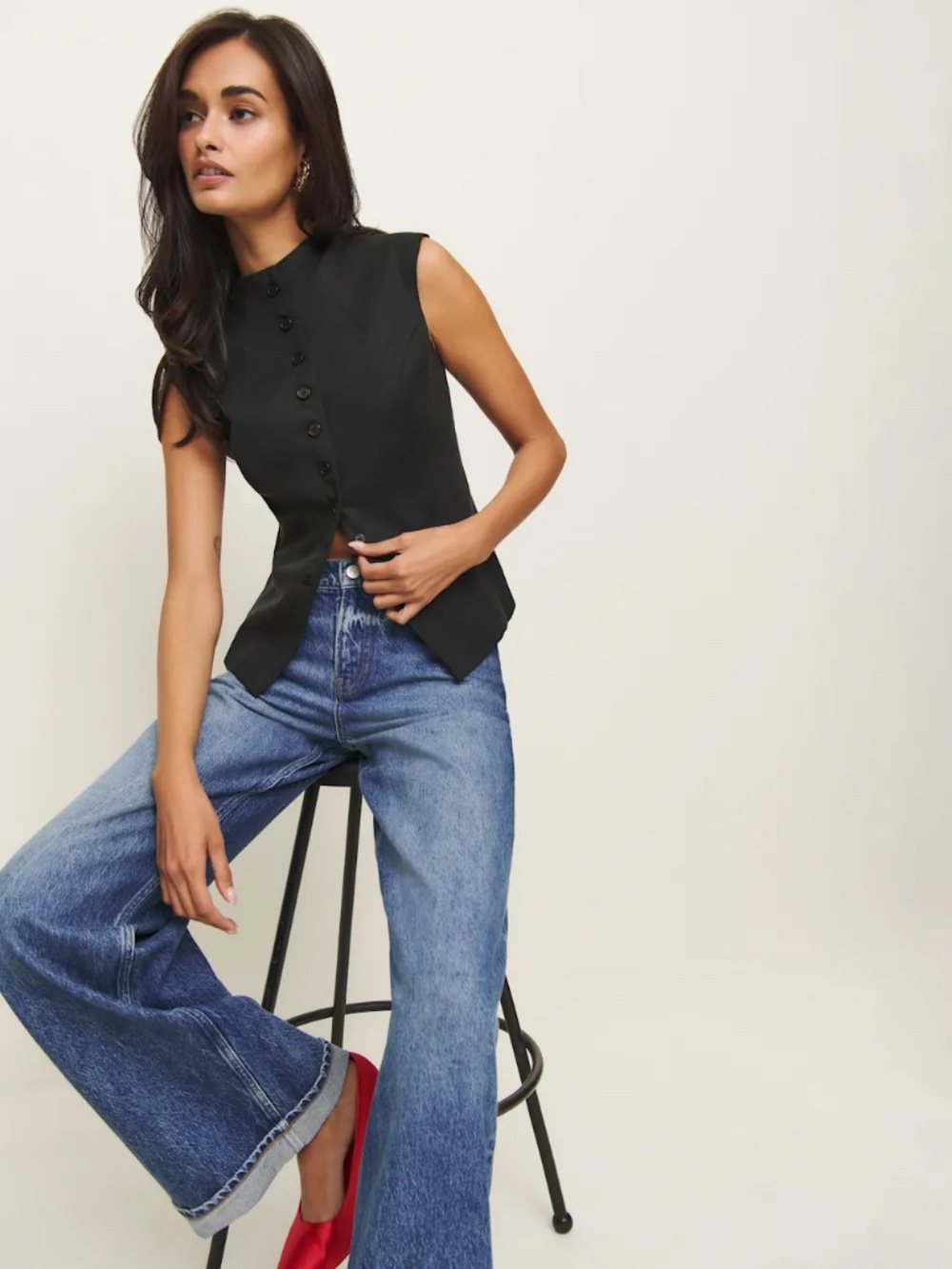 Reformation - Lottie Vest - Picture 2 of 3